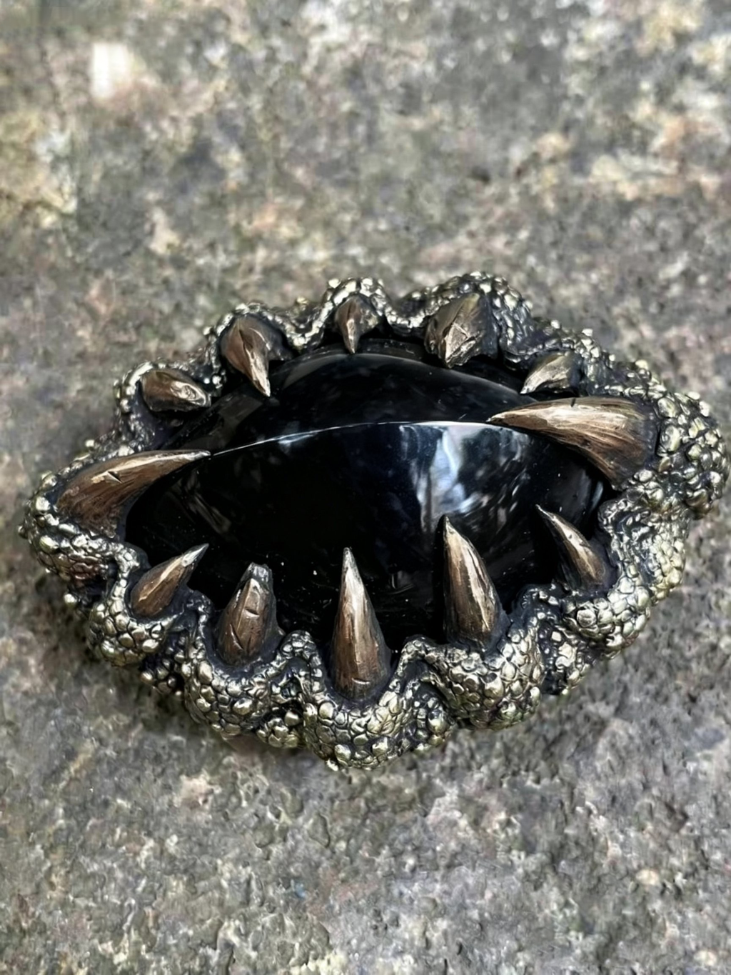 'The Heart of Abyss' Belt Buckle