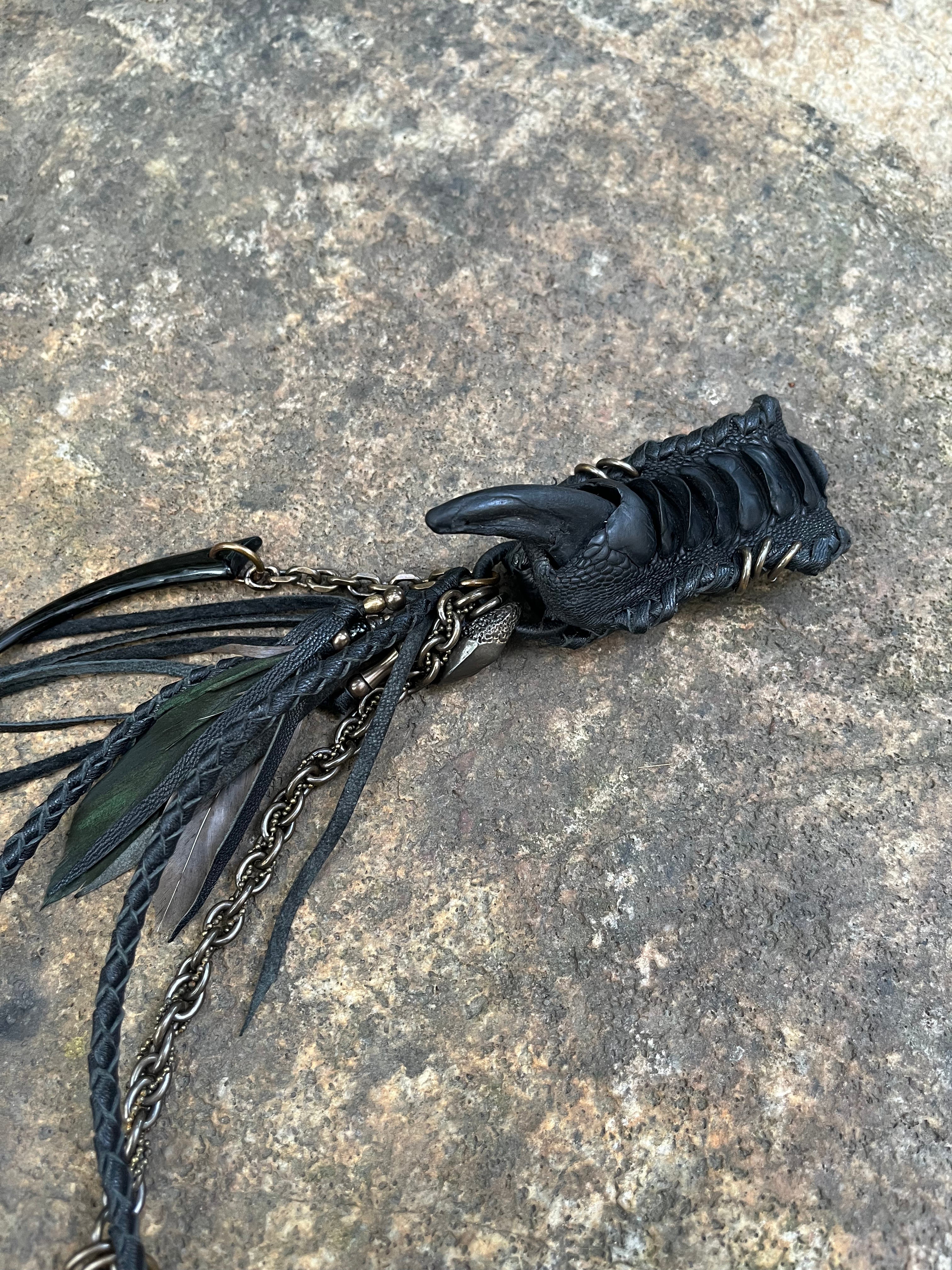 Beast Claw Wallet Chain 02