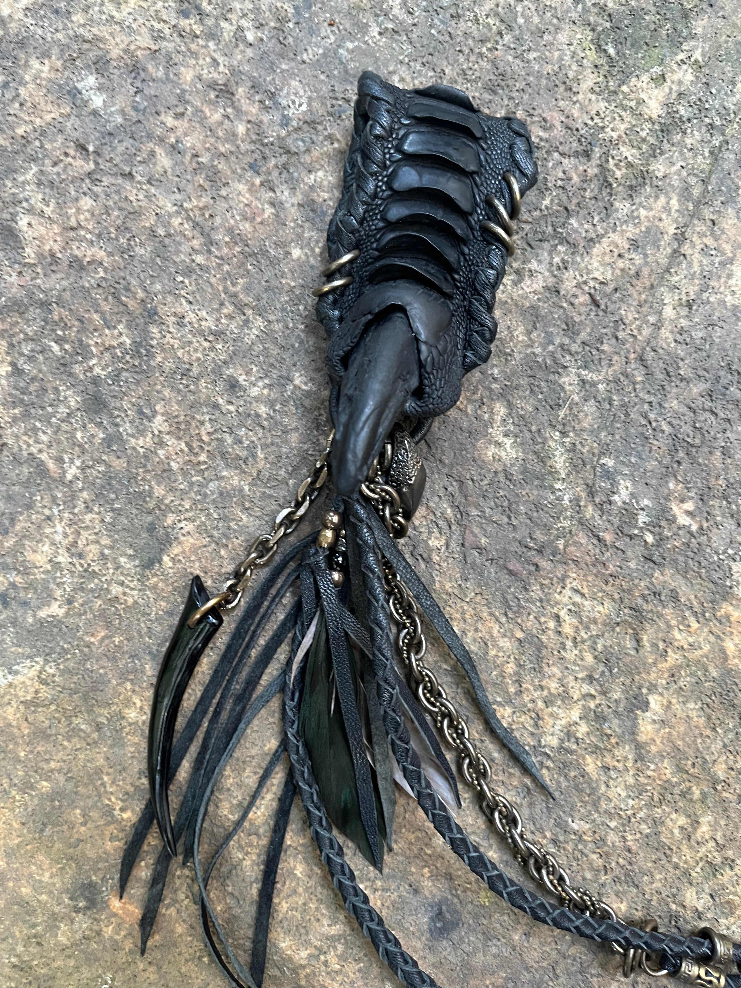 Beast Claw Wallet Chain 02