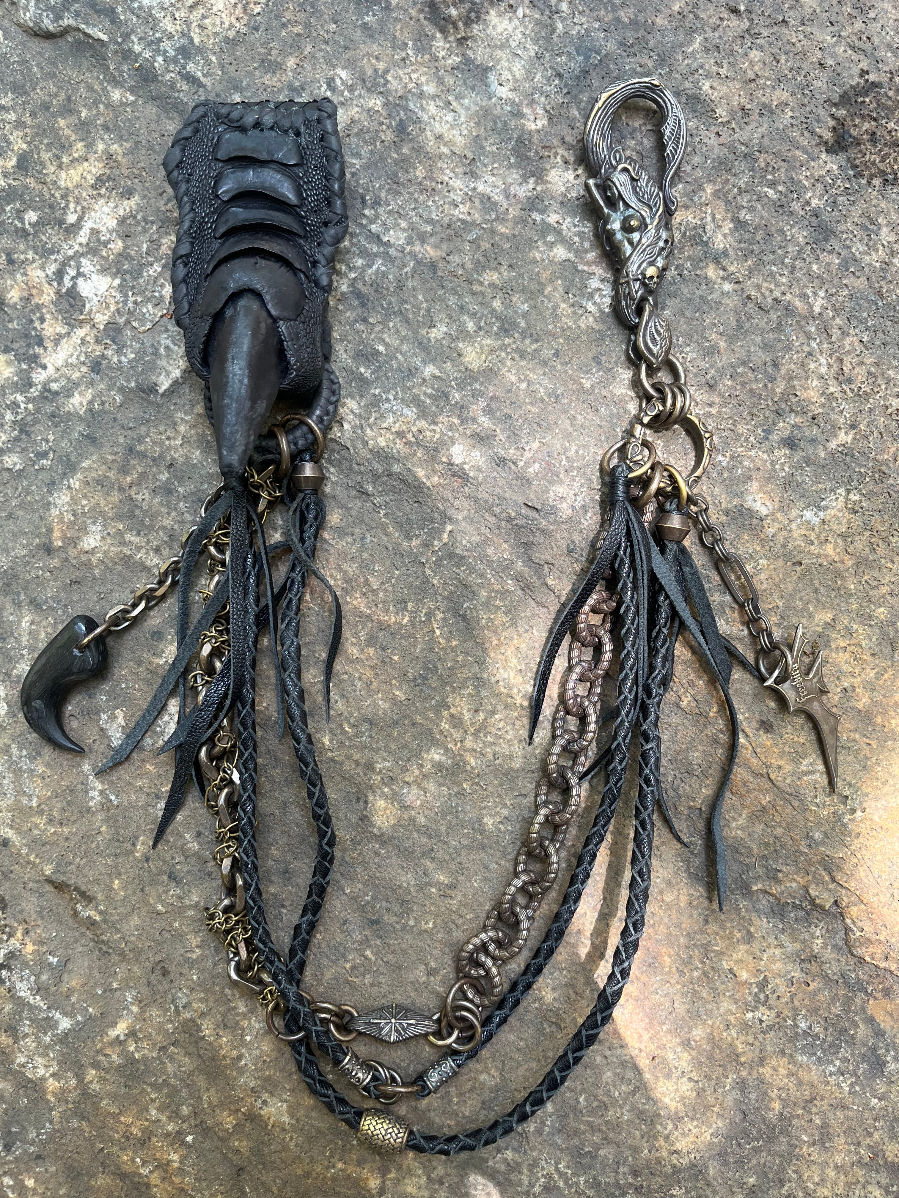 Beast Claw Wallet Chain 03