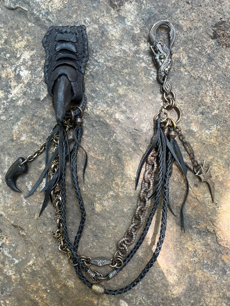 Beast Claw Wallet Chain 03