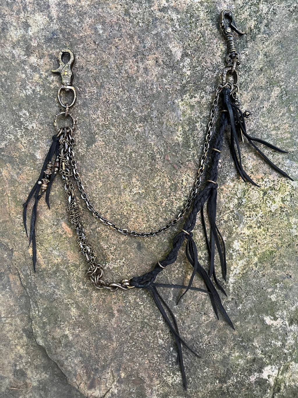 Dark Thorn #03 Wallet Chain