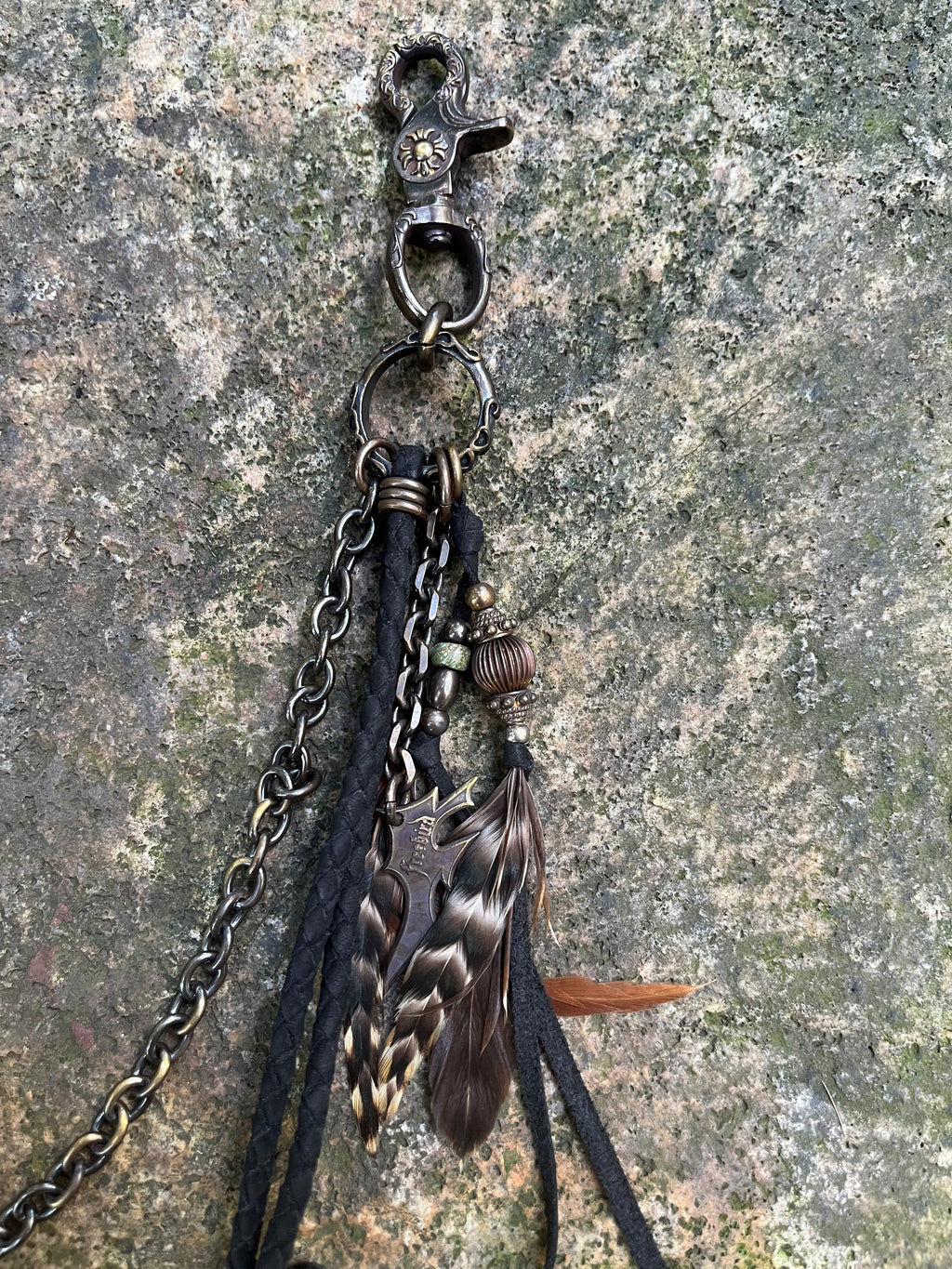 Vestige #04 Wallet Chain