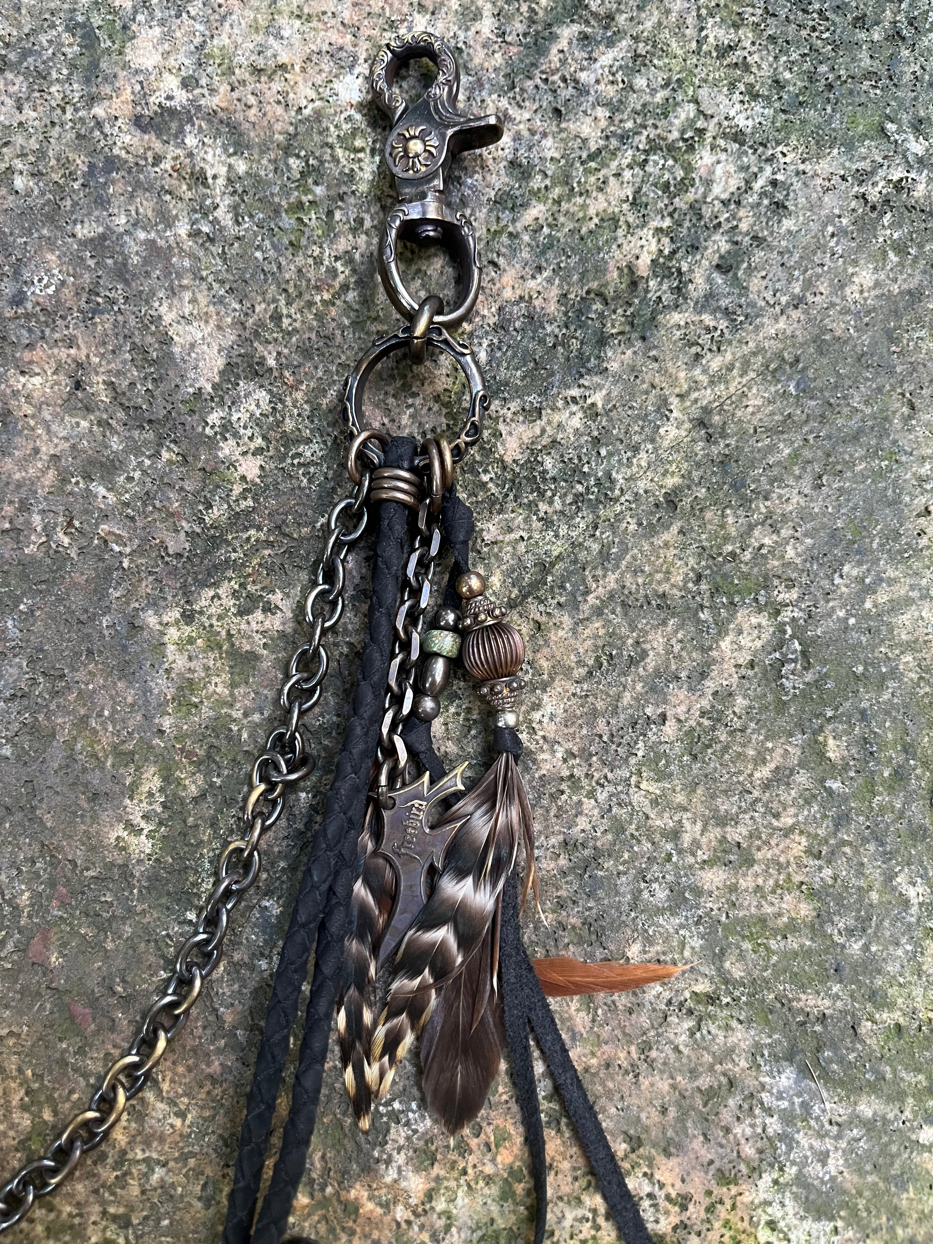 Vestige #04 Wallet Chain