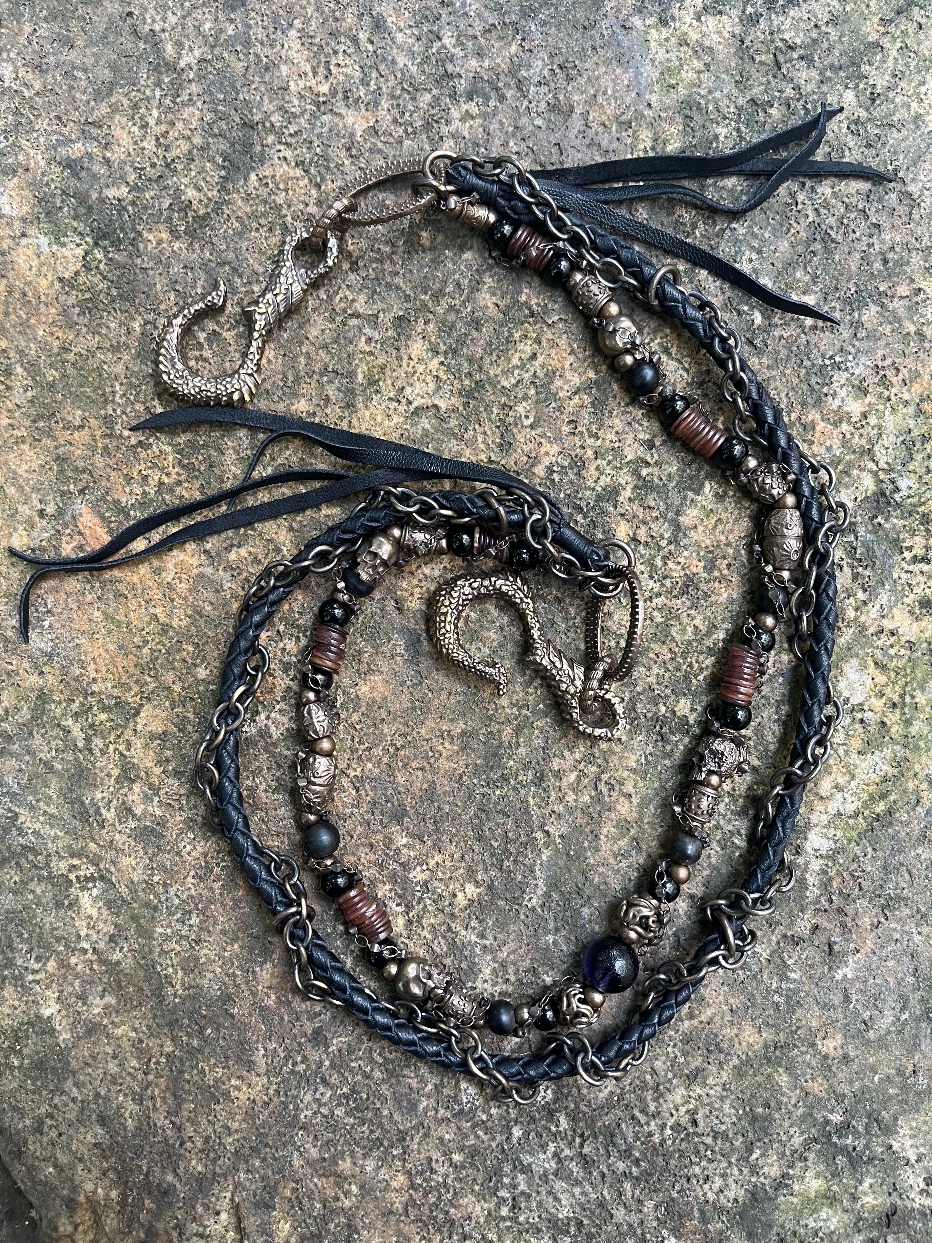 Dark Thorn Wallet Chain #05