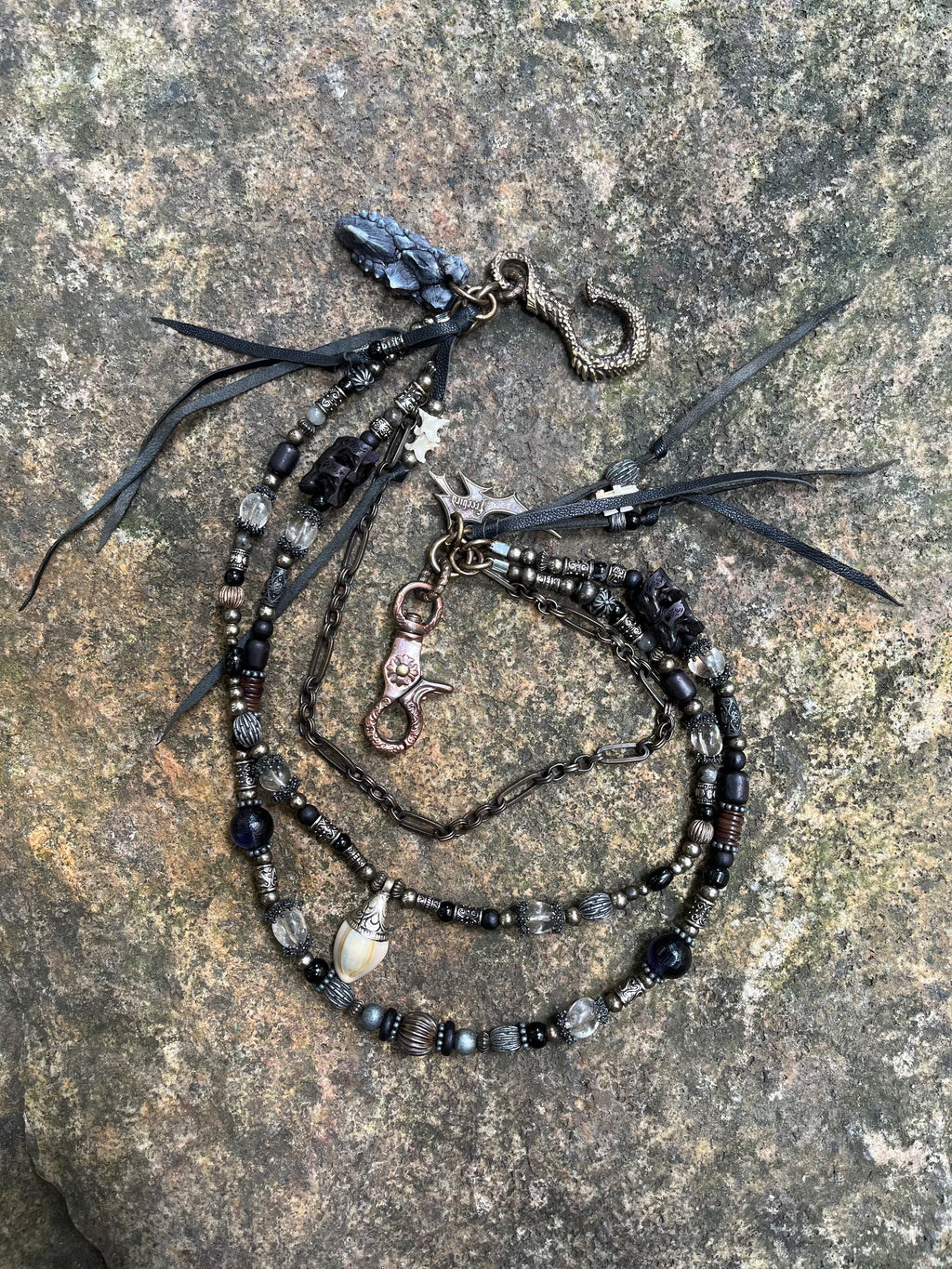 Vestige Dark Wallet Chain [1-of-1]