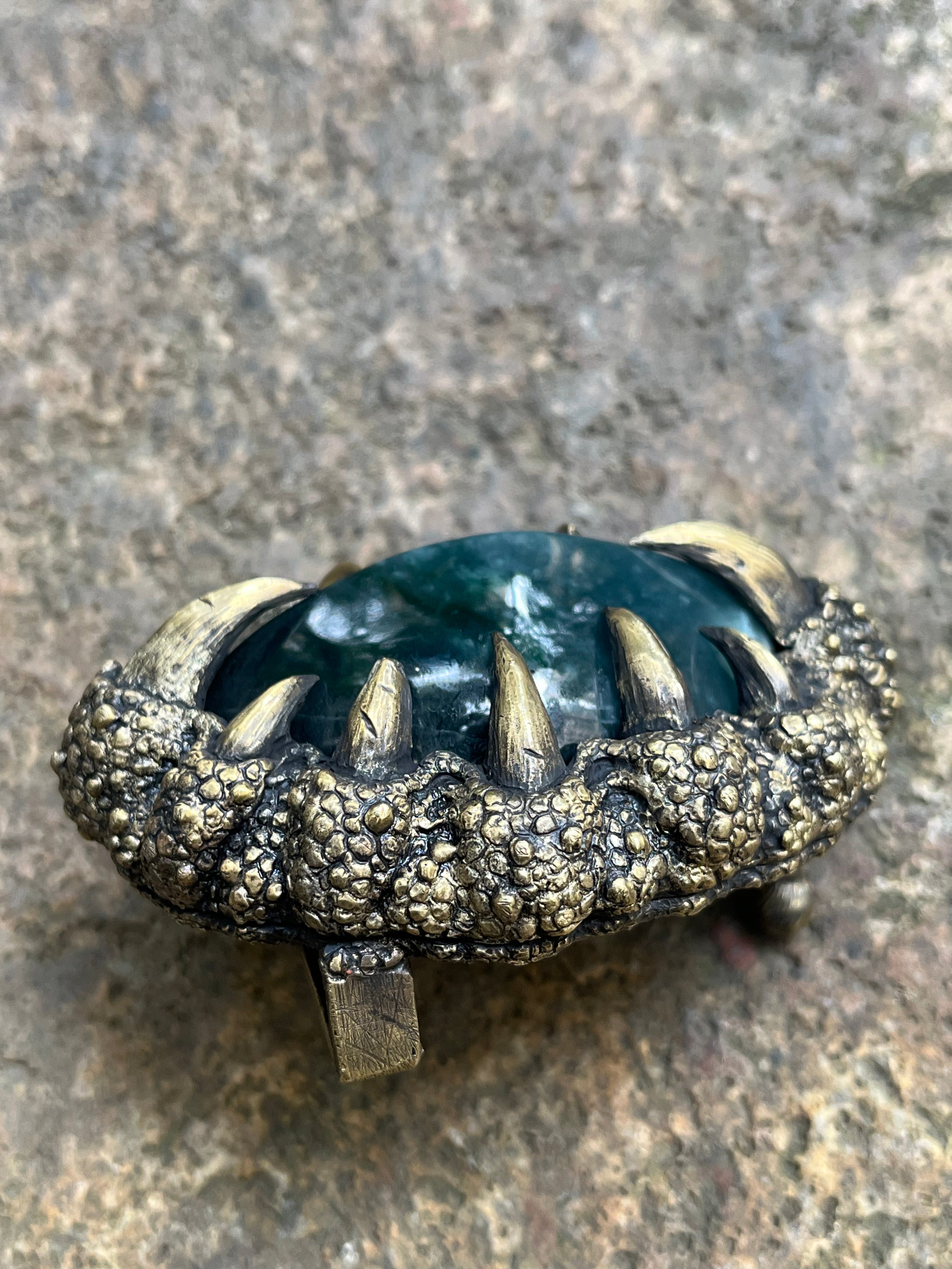 'The Heart of Abyss' Belt Buckle