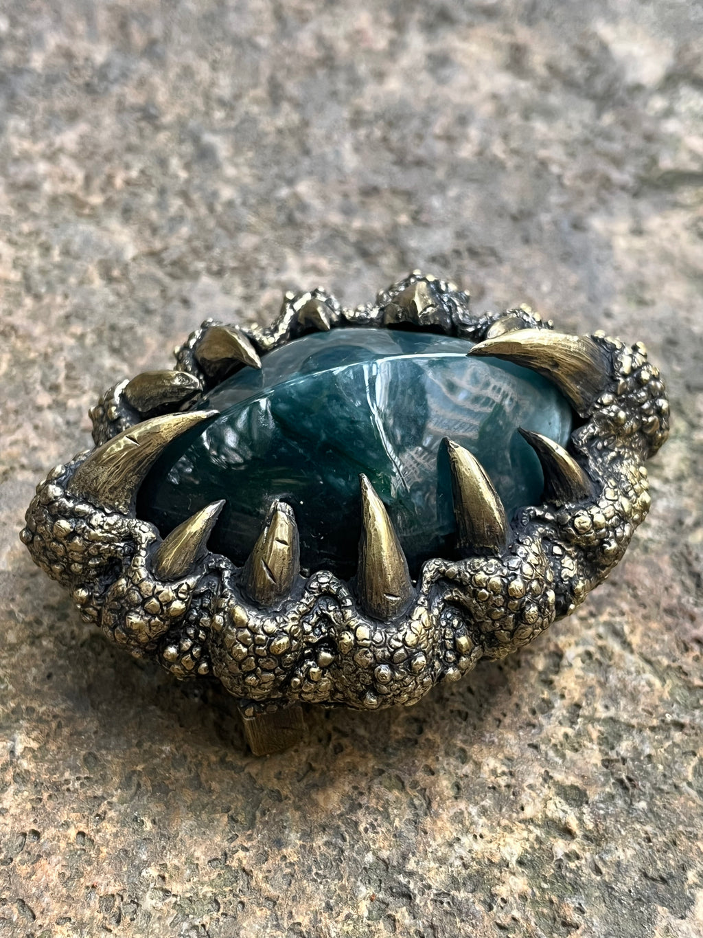 'The Heart of Abyss' Belt Buckle