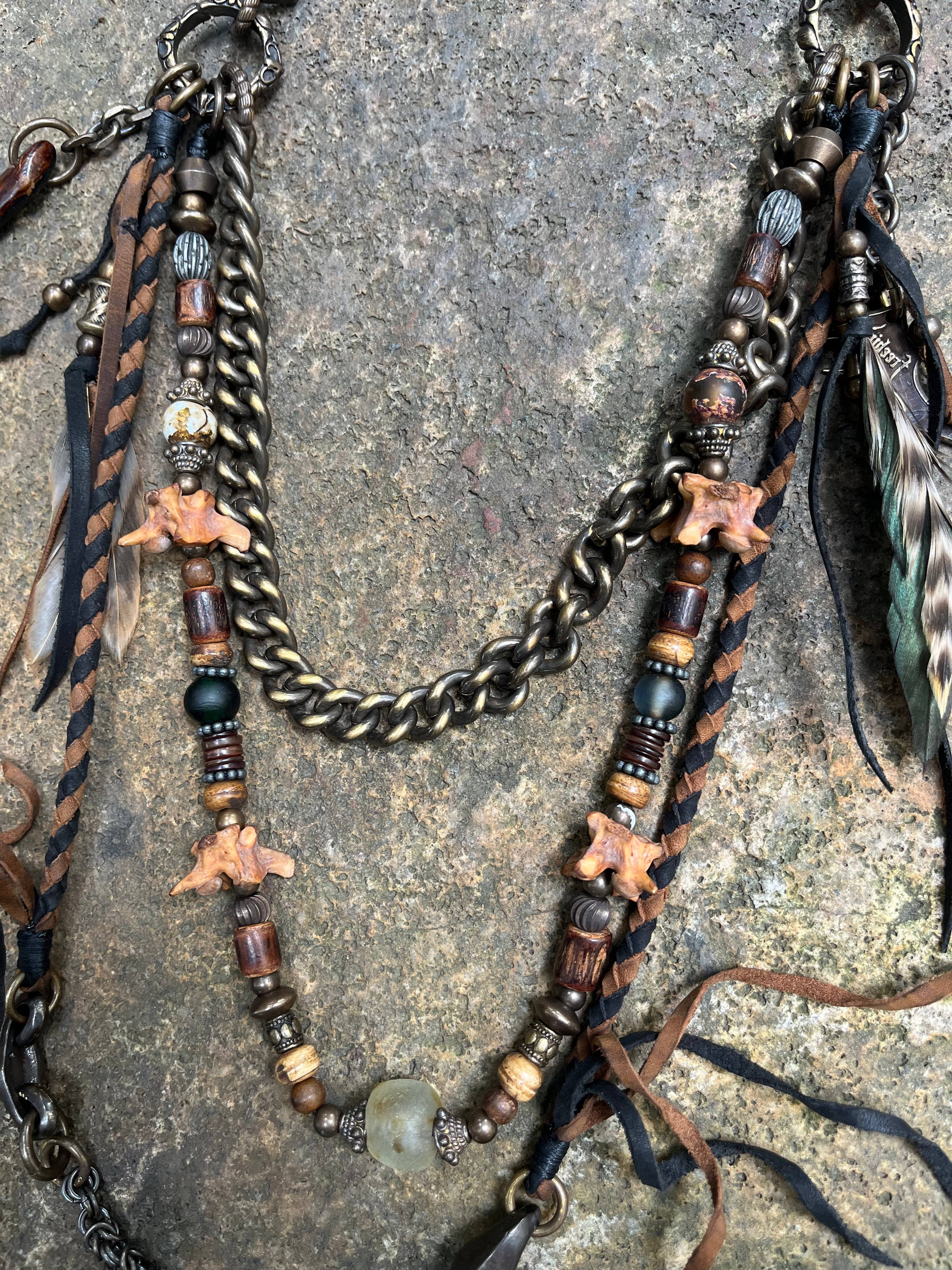 Vestige #03 Wallet Chain